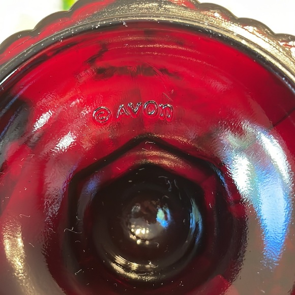Vintage Avon vase - Picture 6 of 11